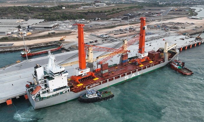 East Java Multipurpose Terminals gets more equipment_thumb